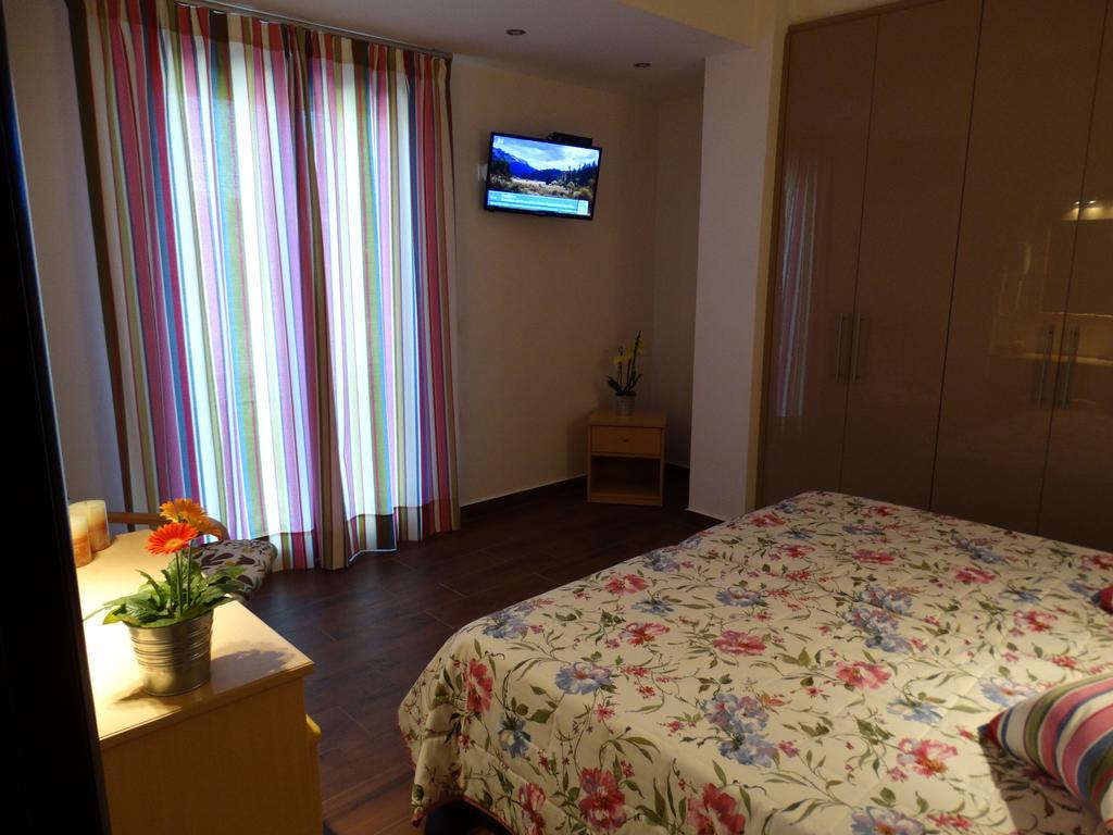 Dassia Beach Pension Ruang foto
