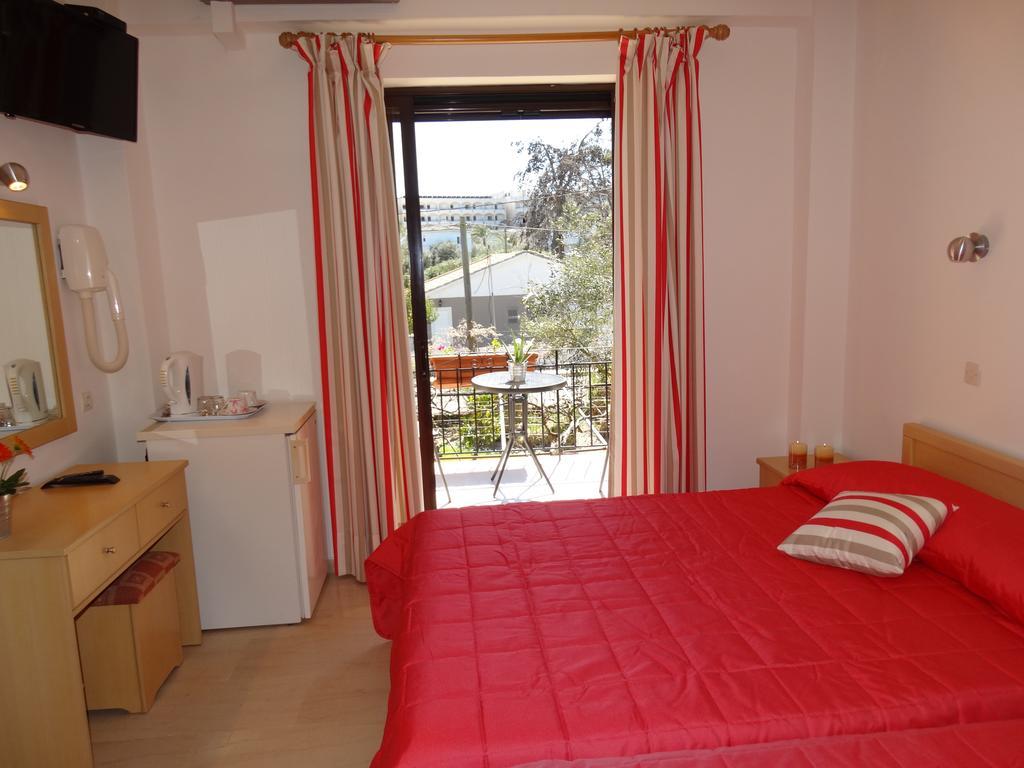 Dassia Beach Pension Ruang foto